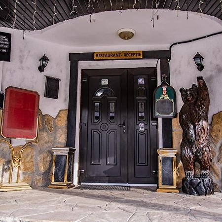 Casa Octavian Hotel Sucevita Buitenkant foto