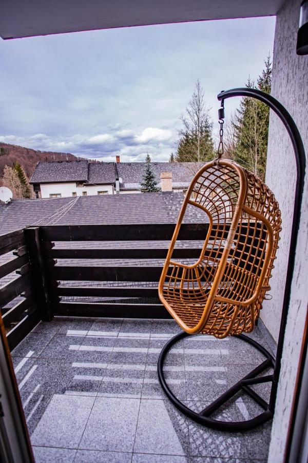 Casa Octavian Hotel Sucevita Buitenkant foto